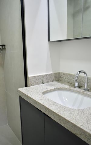 Apartamento para alugar com 39m², 1 quarto e sem vaga Apartamento para alugar com 39m², 1 quarto e sem vagaBanheiro da Suíte