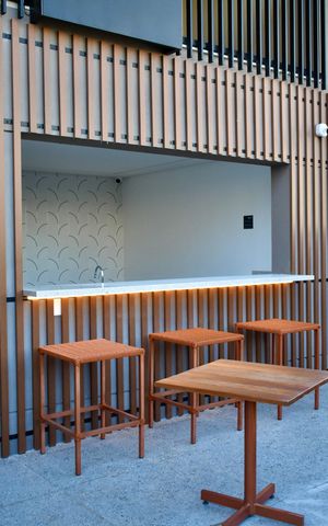 Apartamento para alugar com 39m², 1 quarto e sem vaga Apartamento para alugar com 39m², 1 quarto e sem vagaÁrea comum - Bar Piscina