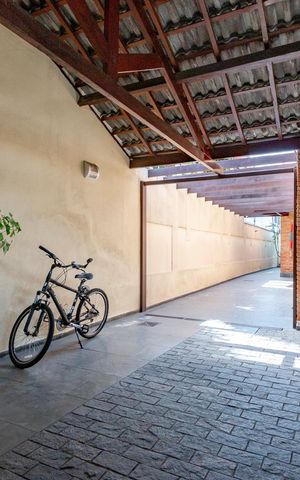 Casa à venda com 363m², 3 quartos e 4 vagas Casa à venda com 363m², 3 quartos e 4 vagasGaragem