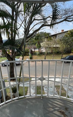Casa de condomínio para alugar com 326m², 4 quartos e 6 vagasQuarto 2