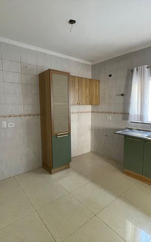 Casa de condomínio para alugar com 326m², 4 quartos e 6 vagasCozinha