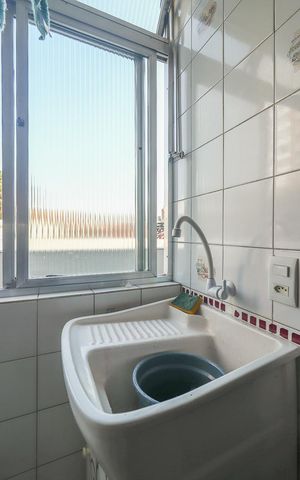 Apartamento à venda com 76m², 2 quartos e sem vagaÁrea de Serviço