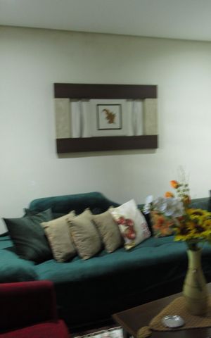 Casa à venda com 170m², 2 quartos e 1 vagaSala