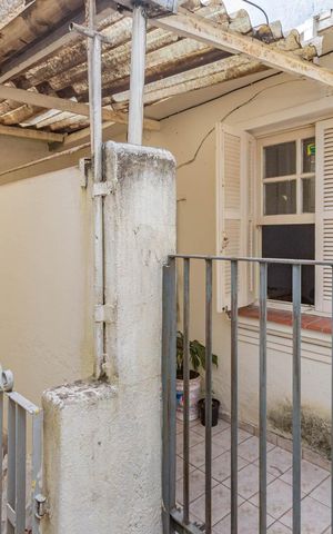 Casa à venda com 175m², 2 quartos e 2 vagasQuintal