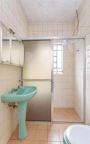 Casa à venda com 175m², 2 quartos e 2 vagasBanheiro