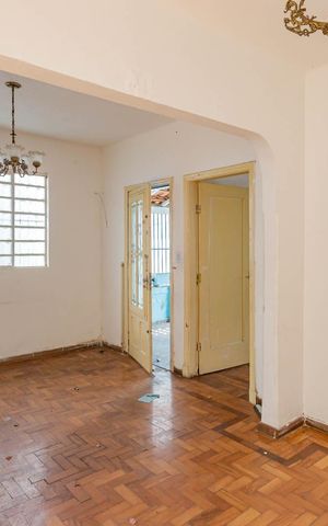 Casa à venda com 175m², 2 quartos e 2 vagasSala