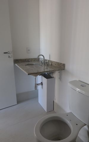 Apartamento à venda com 72m², 2 quartos e 1 vagaBanheiro Social