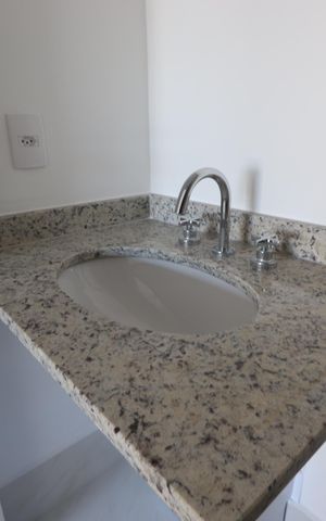 Apartamento à venda com 72m², 2 quartos e 1 vagaBanheiro da Suíte