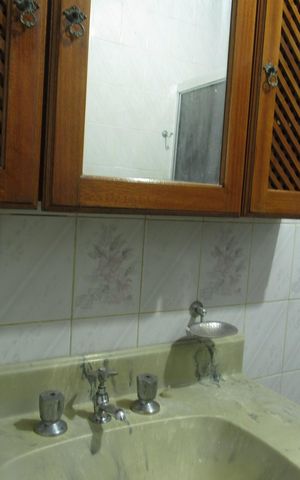 Casa à venda com 130m², 2 quartos e 1 vagaBanheiro Social