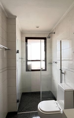 Apartamento à venda com 240m², 3 quartos e 3 vagasBanheiro da Suíte 3