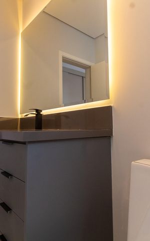 Casa de condomínio à venda com 411m², 4 quartos e 4 vagas Casa de condomínio à venda com 411m², 4 quartos e 4 vagasBanheiro da Suíte 3