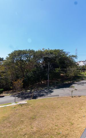 Casa de condomínio à venda com 411m², 4 quartos e 4 vagas Casa de condomínio à venda com 411m², 4 quartos e 4 vagasVista Sacada da Suíte 1