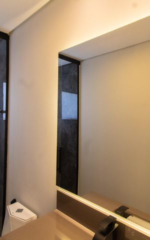 Casa de condomínio à venda com 411m², 4 quartos e 4 vagas Casa de condomínio à venda com 411m², 4 quartos e 4 vagasBanheiro da Suíte 4