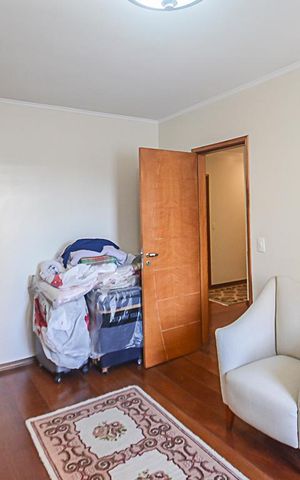 Apartamento à venda com 221m², 4 quartos e 3 vagas Apartamento à venda com 221m², 4 quartos e 3 vagasQuarto 2