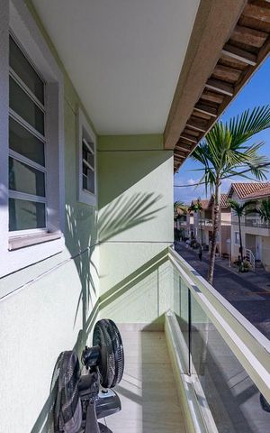 Casa de condomínio à venda com 90m², 3 quartos e 2 vagas Casa de condomínio à venda com 90m², 3 quartos e 2 vagasVaranda