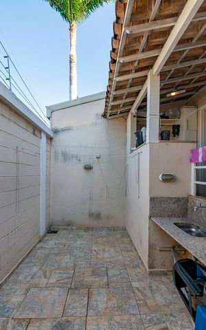 Casa de condomínio à venda com 90m², 3 quartos e 2 vagas Casa de condomínio à venda com 90m², 3 quartos e 2 vagasÁrea de Serviço