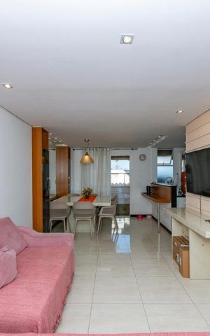 Casa de condomínio à venda com 90m², 3 quartos e 2 vagas Casa de condomínio à venda com 90m², 3 quartos e 2 vagasSala