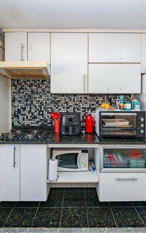 Casa de condomínio à venda com 90m², 3 quartos e 2 vagas Casa de condomínio à venda com 90m², 3 quartos e 2 vagasCozinha