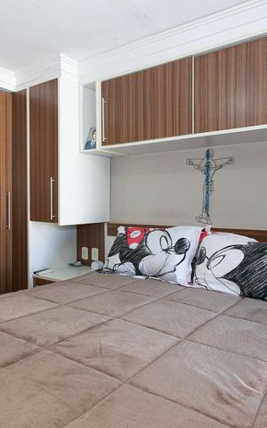 Casa à venda com 185m², 3 quartos e 4 vagas Casa à venda com 185m², 3 quartos e 4 vagasSuíte