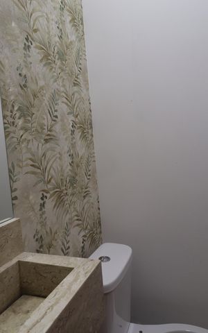 Casa à venda com 140m², 3 quartos e 2 vagasLavabo
