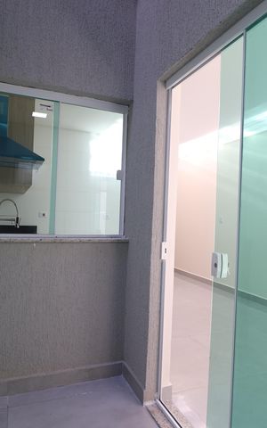 Casa à venda com 140m², 3 quartos e 2 vagasÁrea de Serviço