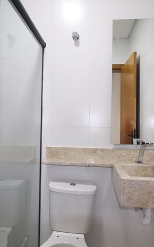 Casa à venda com 140m², 3 quartos e 2 vagasBanheiro Quarto 1 suíte