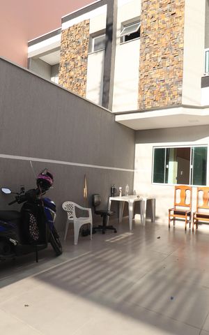 Casa à venda com 140m², 3 quartos e 2 vagasFachada