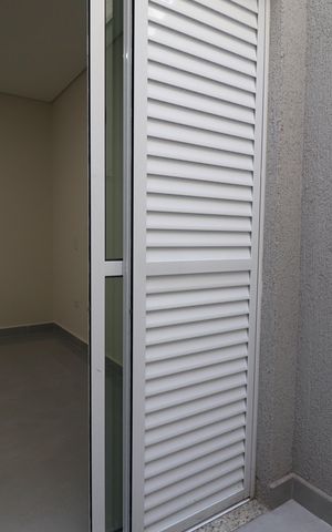 Casa à venda com 140m², 3 quartos e 2 vagasVaranda Banheiro Quarto 1 suíte