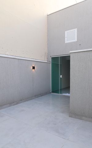 Casa à venda com 140m², 3 quartos e 2 vagasEspaço para Hidro