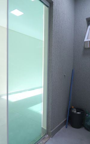Casa à venda com 140m², 3 quartos e 2 vagasÁrea de Serviço