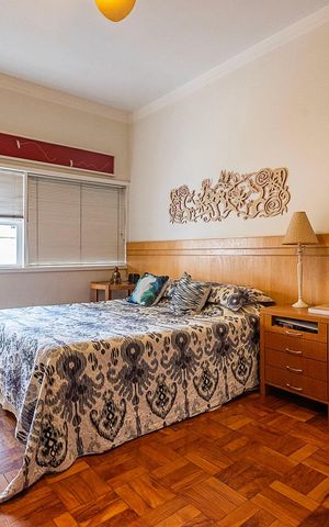 Apartamento à venda com 170m², 3 quartos e 1 vaga Apartamento à venda com 170m², 3 quartos e 1 vagaSuíte