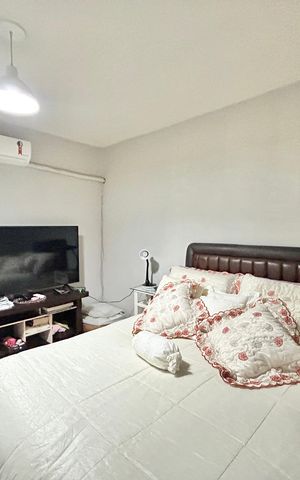 Casa à venda com 90m², 4 quartos e 3 vagas Casa à venda com 90m², 4 quartos e 3 vagasSuíte