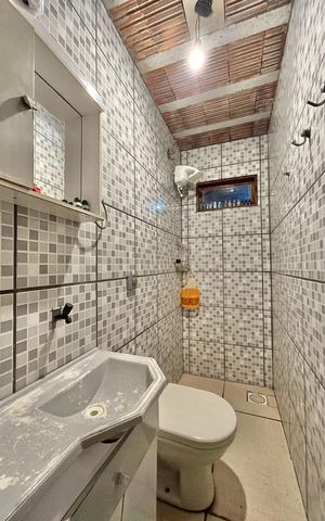 Casa à venda com 90m², 4 quartos e 3 vagas Casa à venda com 90m², 4 quartos e 3 vagasBanheiro 2