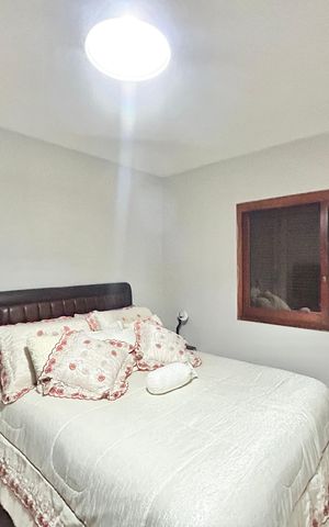 Casa à venda com 90m², 4 quartos e 3 vagas Casa à venda com 90m², 4 quartos e 3 vagasSuíte