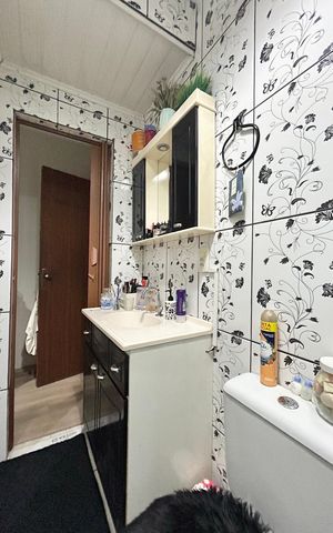 Casa à venda com 90m², 4 quartos e 3 vagas Casa à venda com 90m², 4 quartos e 3 vagasBanheiro da Suíte