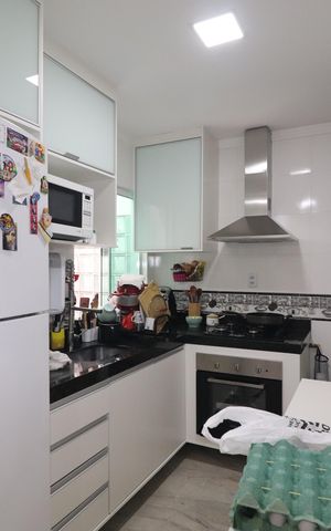 Apartamento à venda com 110m², 2 quartos e 2 vagasCozinha
