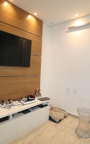 Apartamento à venda com 110m², 2 quartos e 2 vagasSala