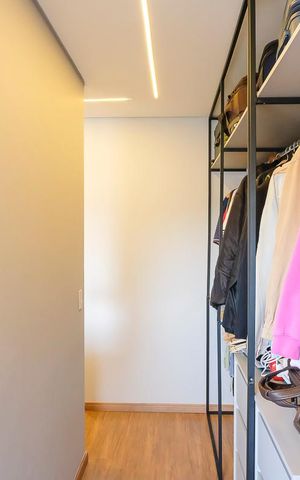 Apartamento à venda com 92m², 2 quartos e sem vagaCloset da suíte