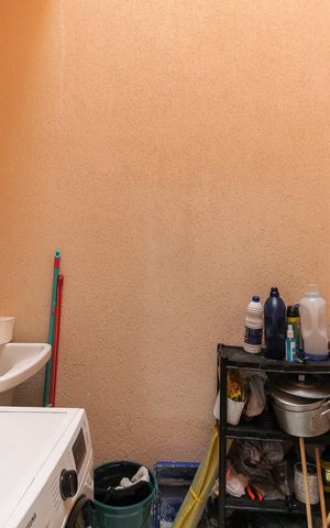 Casa de condomínio à venda com 62m², 2 quartos e 1 vaga Casa de condomínio à venda com 62m², 2 quartos e 1 vagaÁrea de Serviço