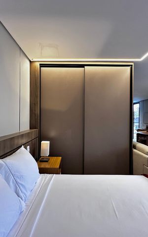 Studio para alugar com 50m², 1 quarto e 1 vaga Studio para alugar com 50m², 1 quarto e 1 vagaQuarto