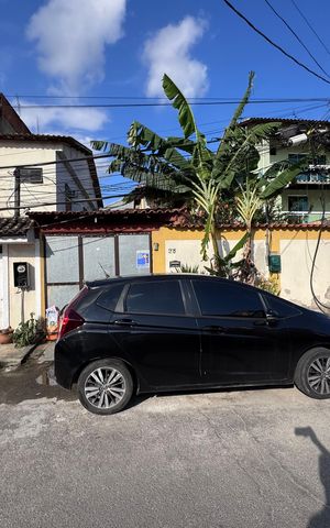 Casa de condomínio à venda com 150m², 2 quartos e 2 vagas Casa de condomínio à venda com 150m², 2 quartos e 2 vagasFachada