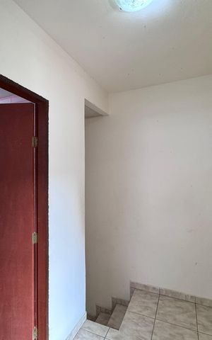 Casa de condomínio à venda com 150m², 2 quartos e 2 vagas Casa de condomínio à venda com 150m², 2 quartos e 2 vagasCorredor