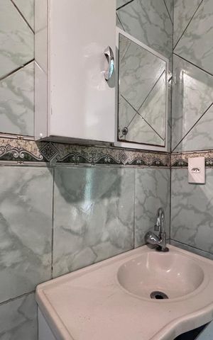 Casa de condomínio à venda com 150m², 2 quartos e 2 vagas Casa de condomínio à venda com 150m², 2 quartos e 2 vagasBanheiro 2