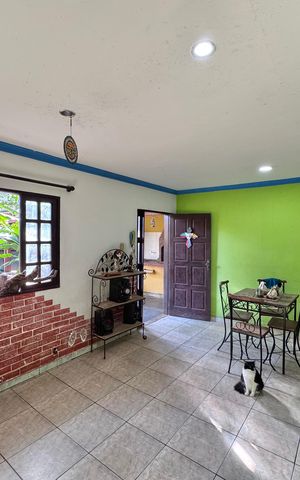 Casa de condomínio à venda com 150m², 2 quartos e 2 vagas Casa de condomínio à venda com 150m², 2 quartos e 2 vagasSala