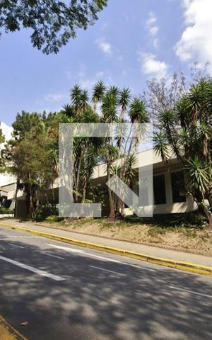 Apartamento à venda com 55m², 2 quartos e 1 vaga Apartamento à venda com 55m², 2 quartos e 1 vagaFachada e portaria