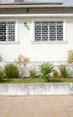 Casa à venda com 240m², 7 quartos e 3 vagasFachada