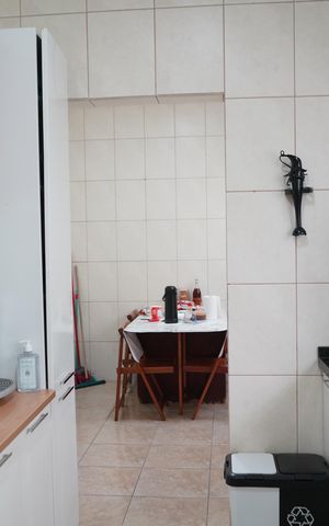 Casa à venda com 240m², 7 quartos e 3 vagasCozinha