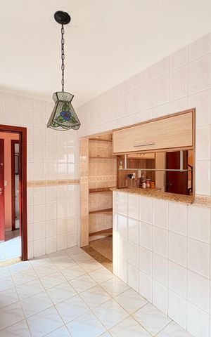 Casa de condomínio à venda com 1000m², 5 quartos e 7 vagasCopa