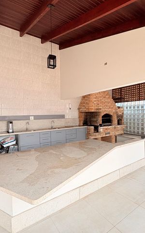 Casa de condomínio à venda com 1000m², 5 quartos e 7 vagasQuintal com Churrasqueira