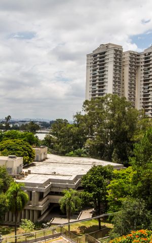 Apartamento à venda com 118m², 2 quartos e 2 vagas Apartamento à venda com 118m², 2 quartos e 2 vagasVista da Suíte 1